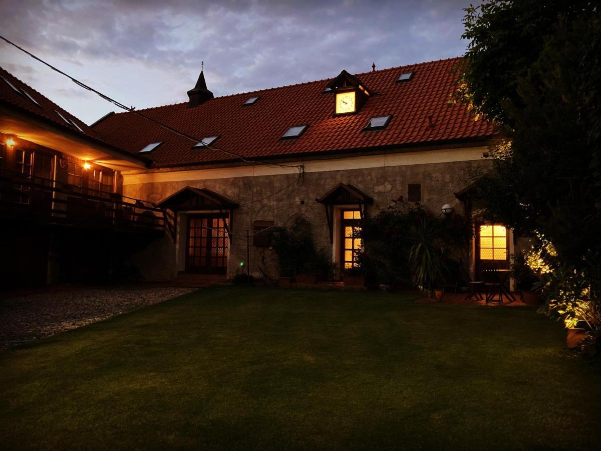 Penzion U Svateho Prokopa Středokluky Exterior foto